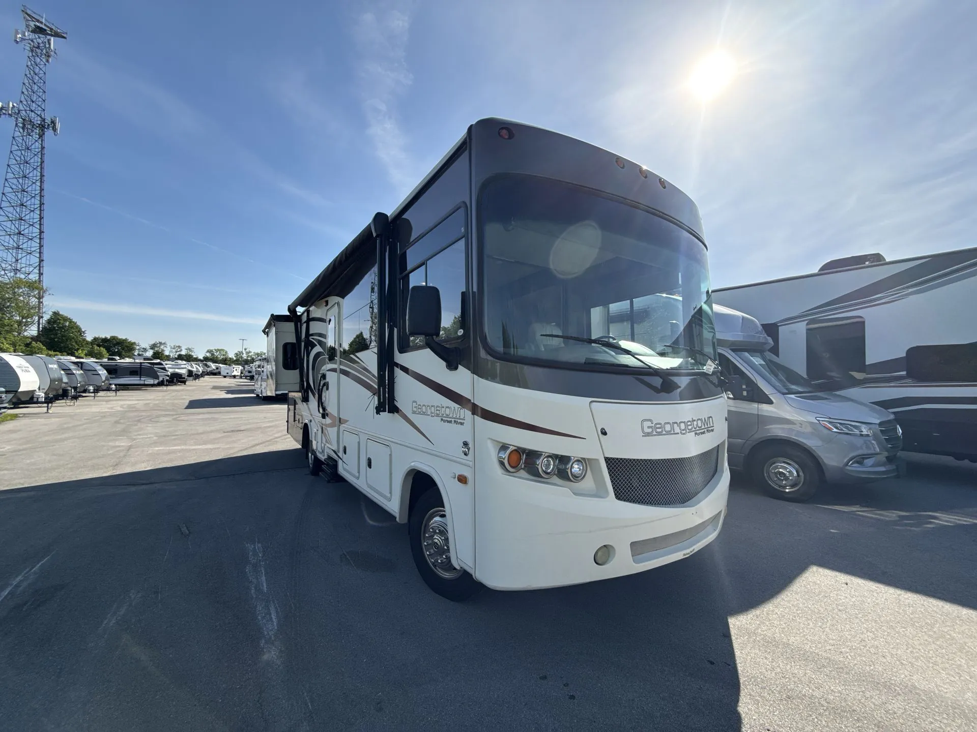 2015 Forest River RV Georgetown 310DS - Photo 2