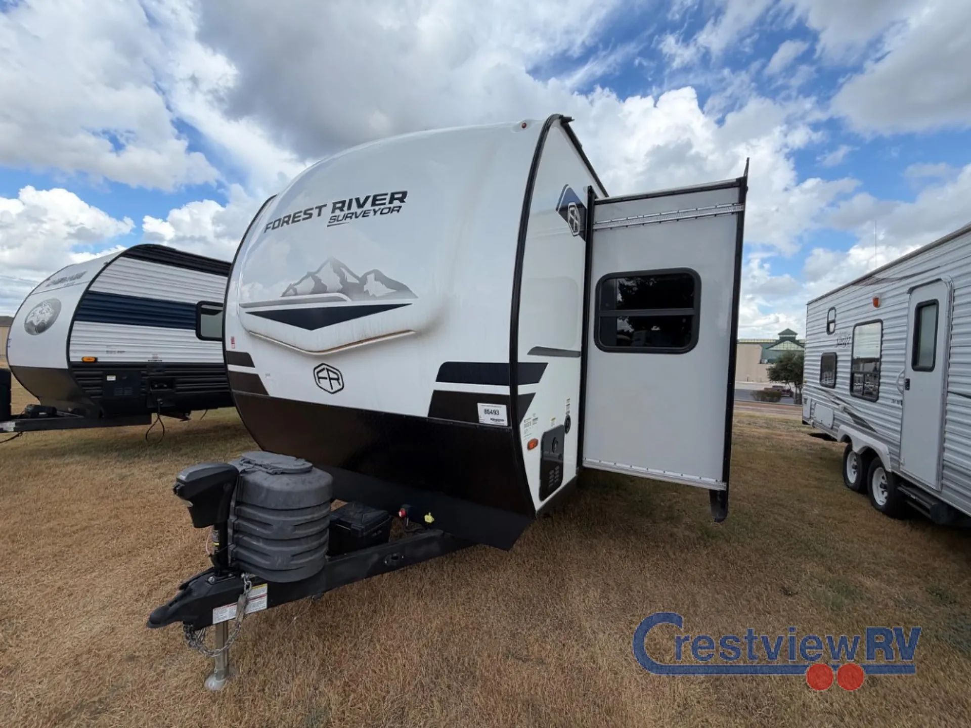 2025 Forest River Grand Surveyor 305RLBS - Photo 4