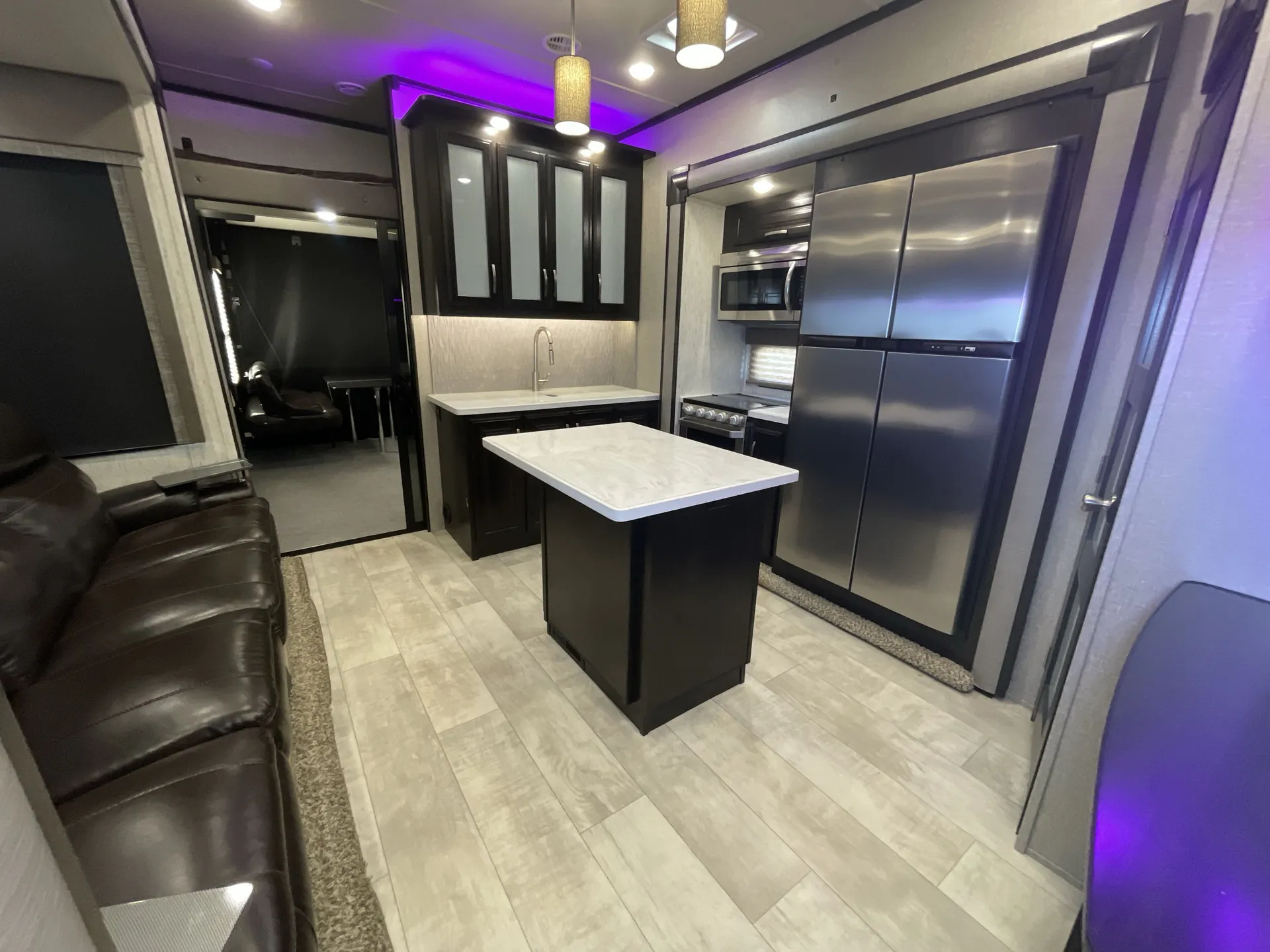 2019 Grand Design Momentum 349M — living area main