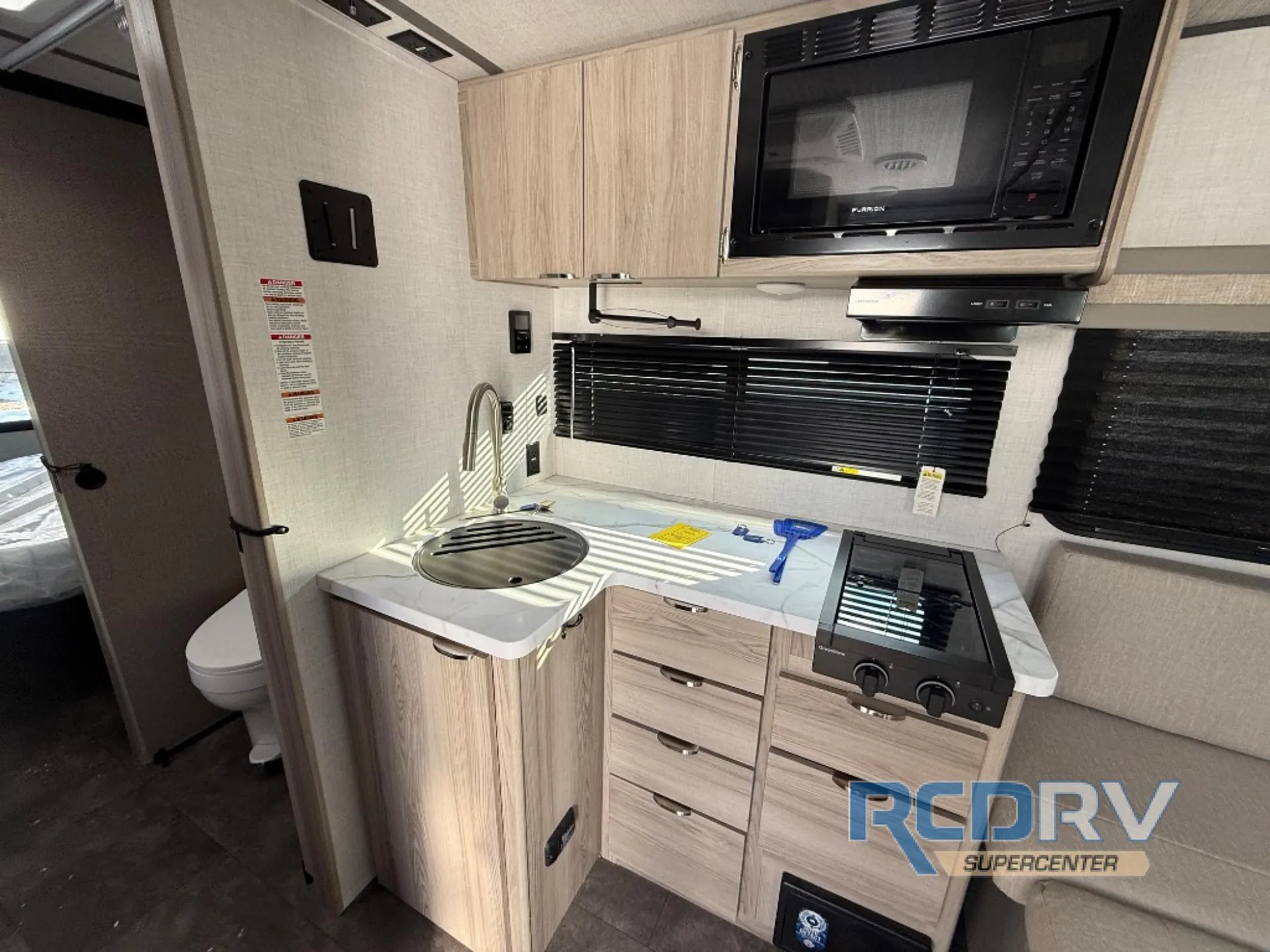 2025 Forest River Salem FSX 169RSK — Photo 5