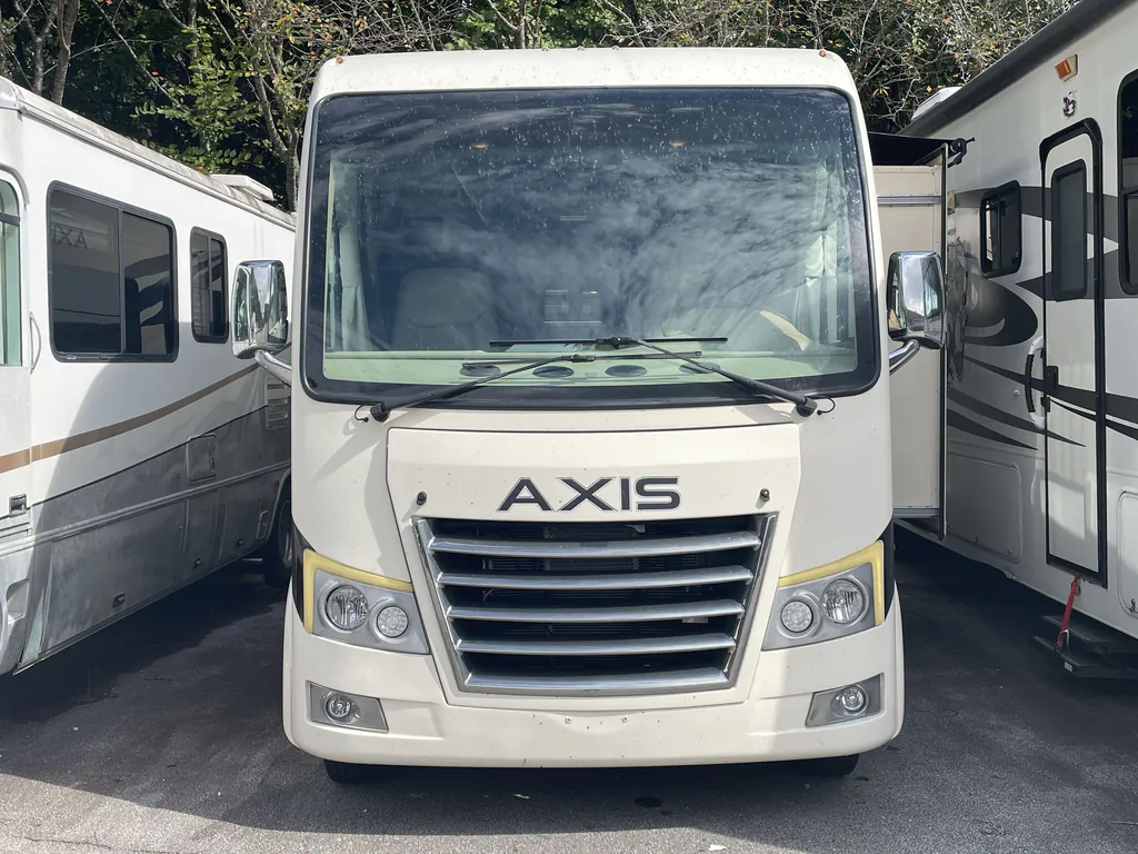 2022 Thor Motor Coach Axis 24.3, Photos photo 4