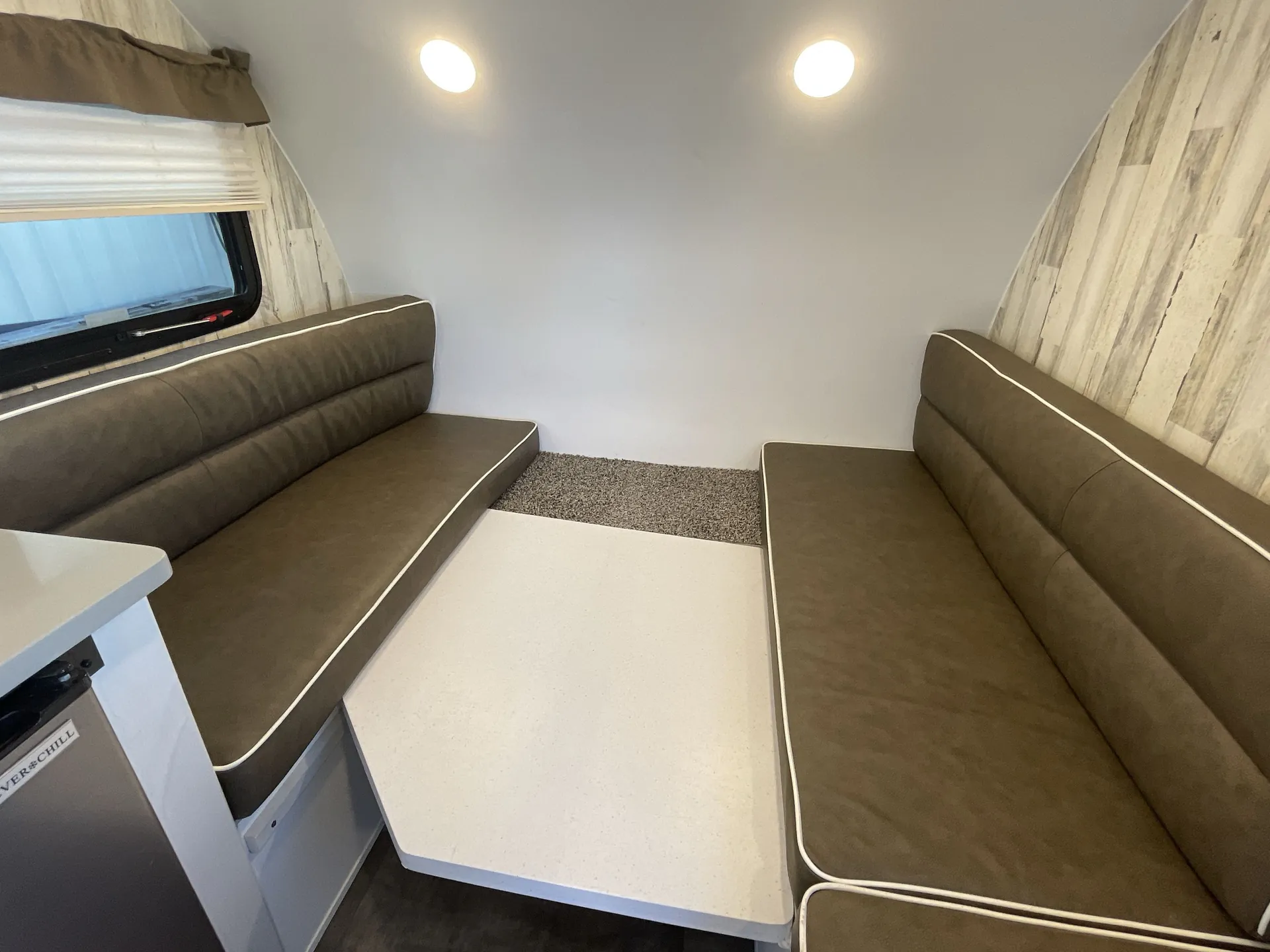 2023 Travel Lite Rove Lite 14FD — cabinet