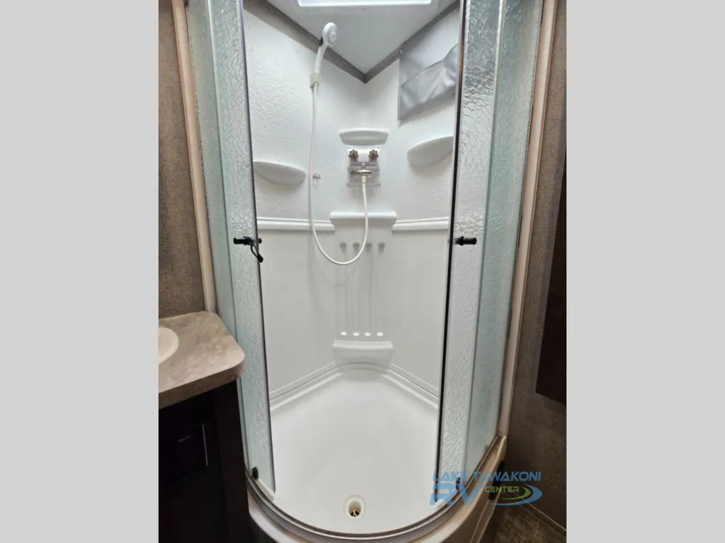2020 Forest River Rockwood Ultra Lite 2902SW, Photos photo 10
