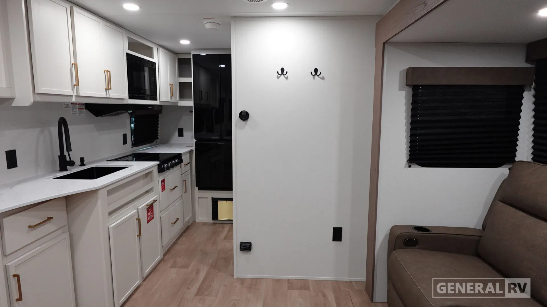 2026 Grand Design Transcend Xplor 20MKX - Photo 3