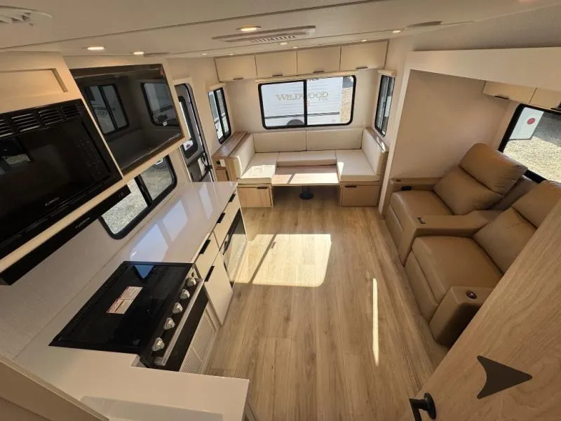 2026 Winnebago Thrive 25RLS - Photo 4