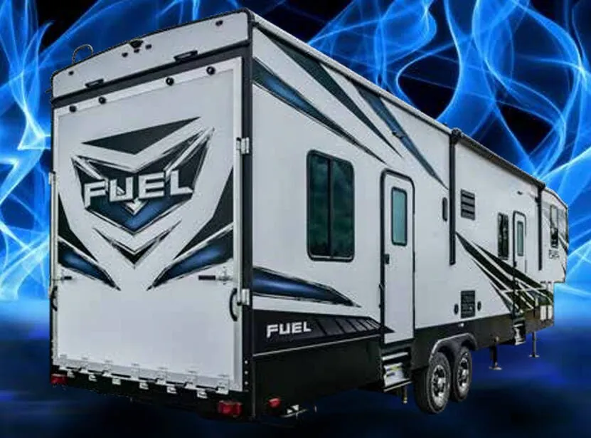 Heartland Fuel 362 exterior