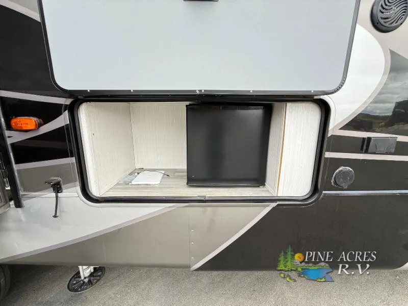 2022 Forest River Cedar Creek Champagne Edition 38EBS - Photo 4
