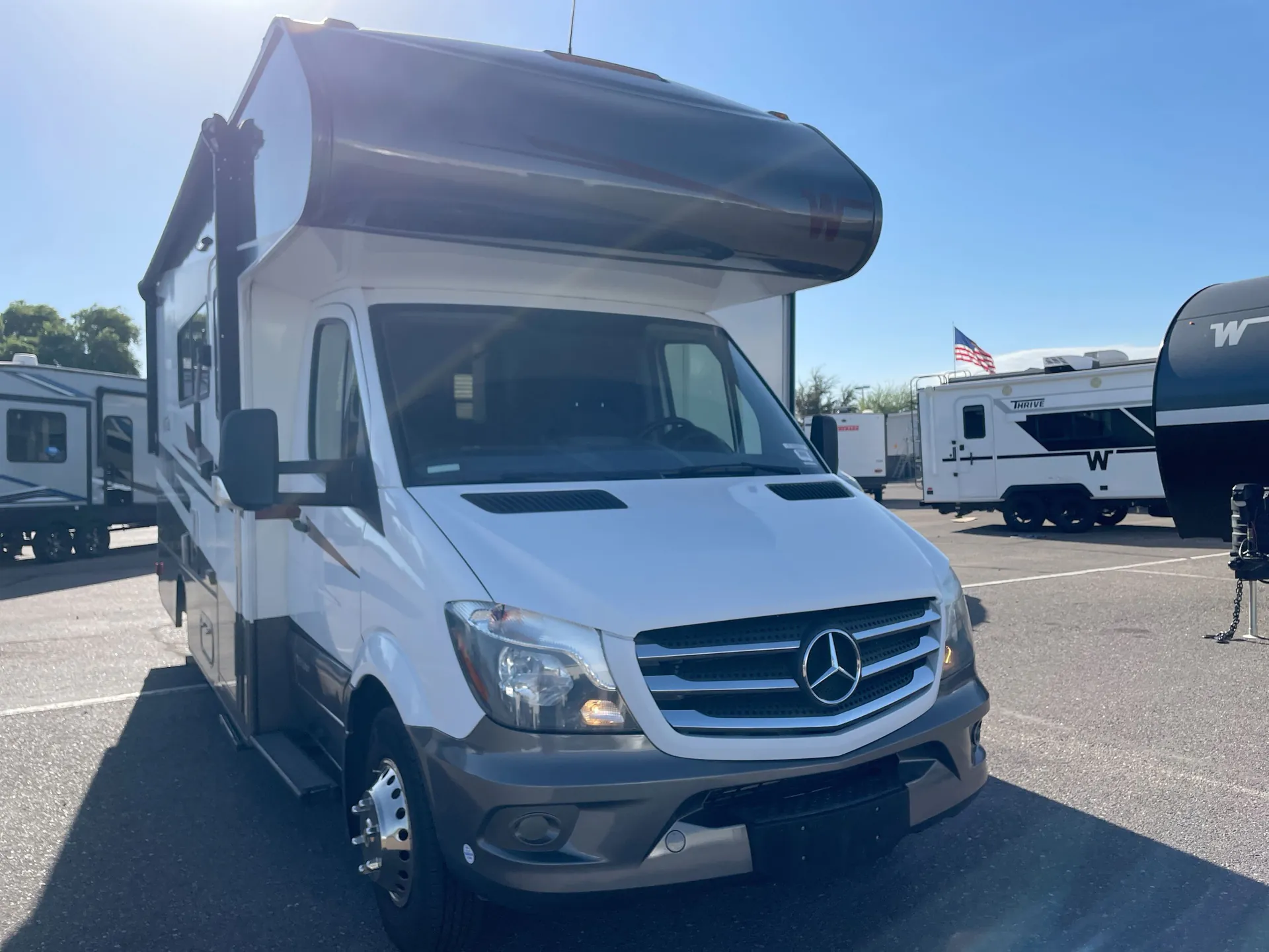 2020 Winnebago Vita 24P dealer photo 1 from Camping World