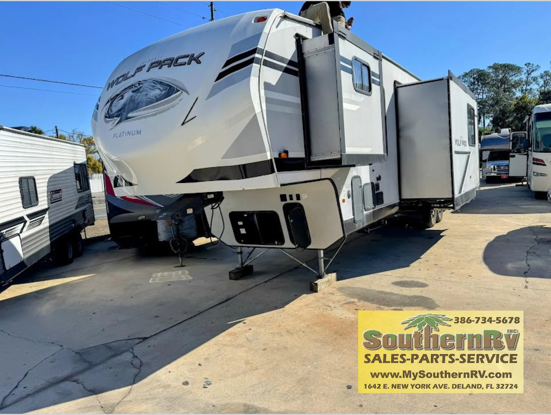 2021 Forest River Cherokee Wolf Pack 335PACK13 - Photo 3