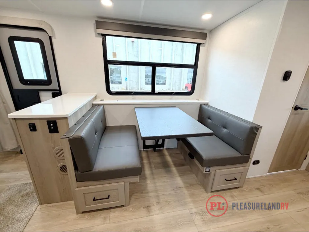 2026 Forest River Flagstaff Micro Lite 25FBD, Photos photo 15