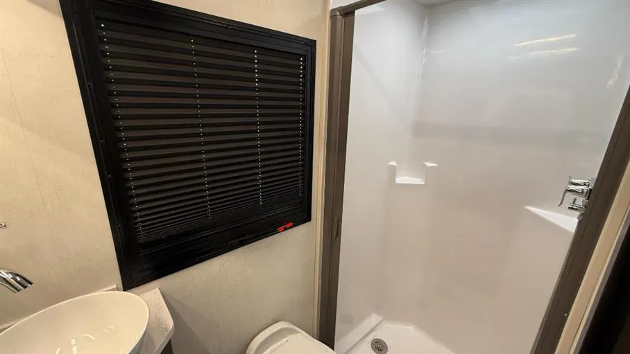 2027 Tiffin Wayfarer 25 PW, Photos photo 27