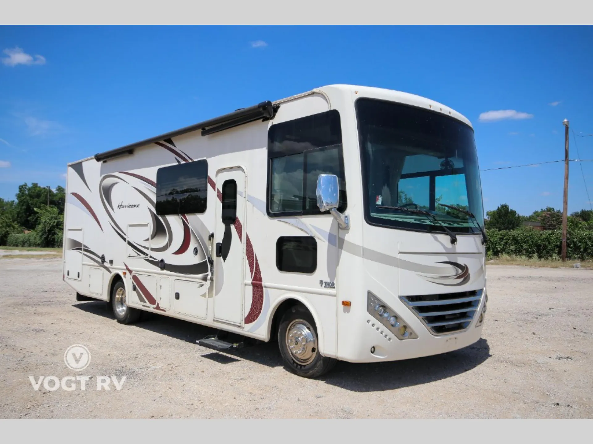 2018 Thor Motor Coach Hurricane 29M - Photo 2