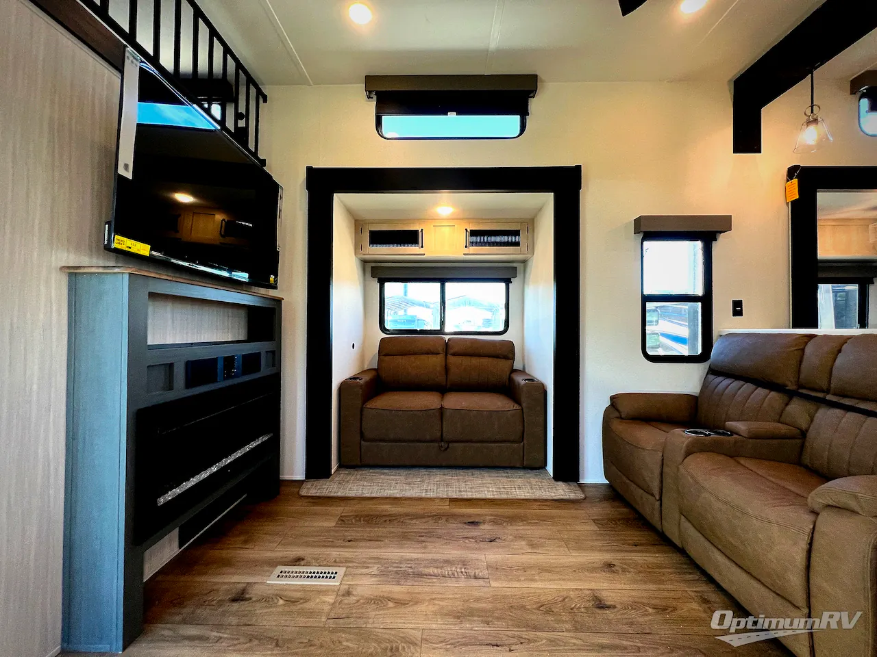 2027 Forest River Puma Vista 403LFT — Photo 5