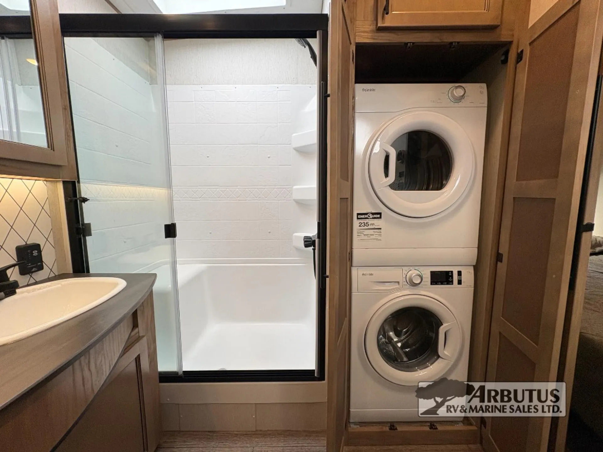 2023 Forest River Sabre 37FLH — Photo 5