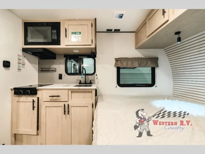 2026 Shasta RVs Compact 16RE - Photo 3
