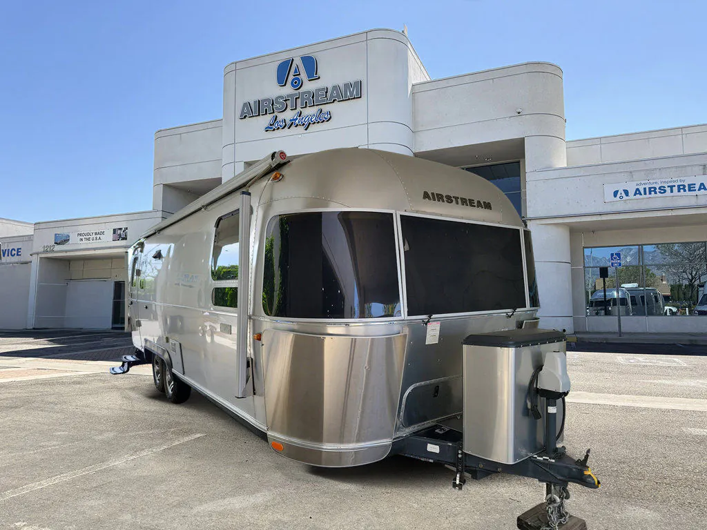 2018 Airstream Flying Cloud 30FB Bunk - Photo 4