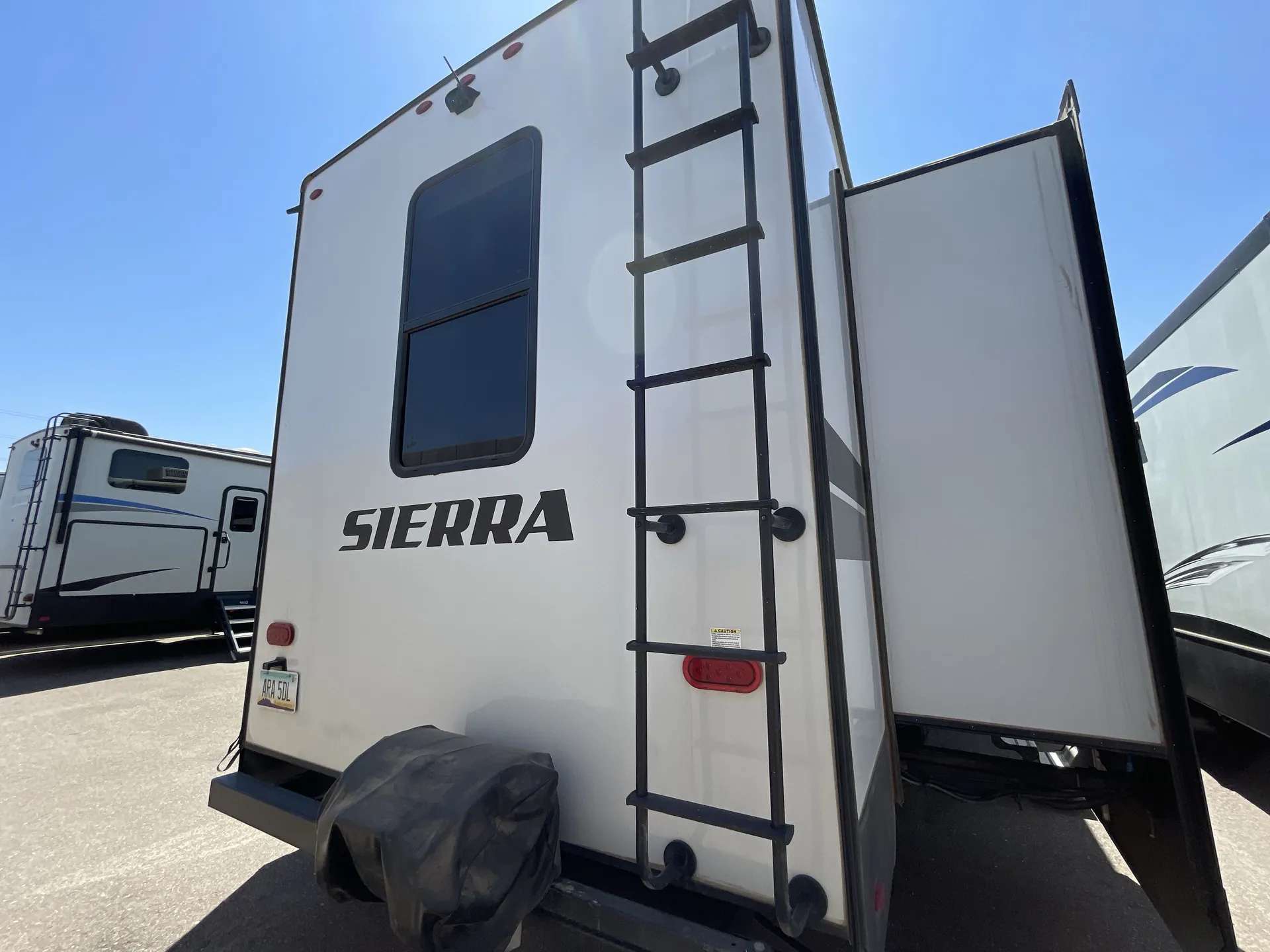 2022 Forest River Sierra Luxury 379FLOK — backside