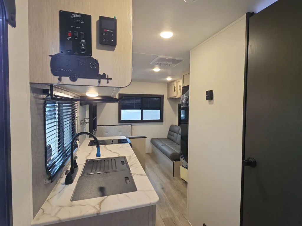 2026 Shasta RVs i-5 Edition 521CK, Photos photo 10