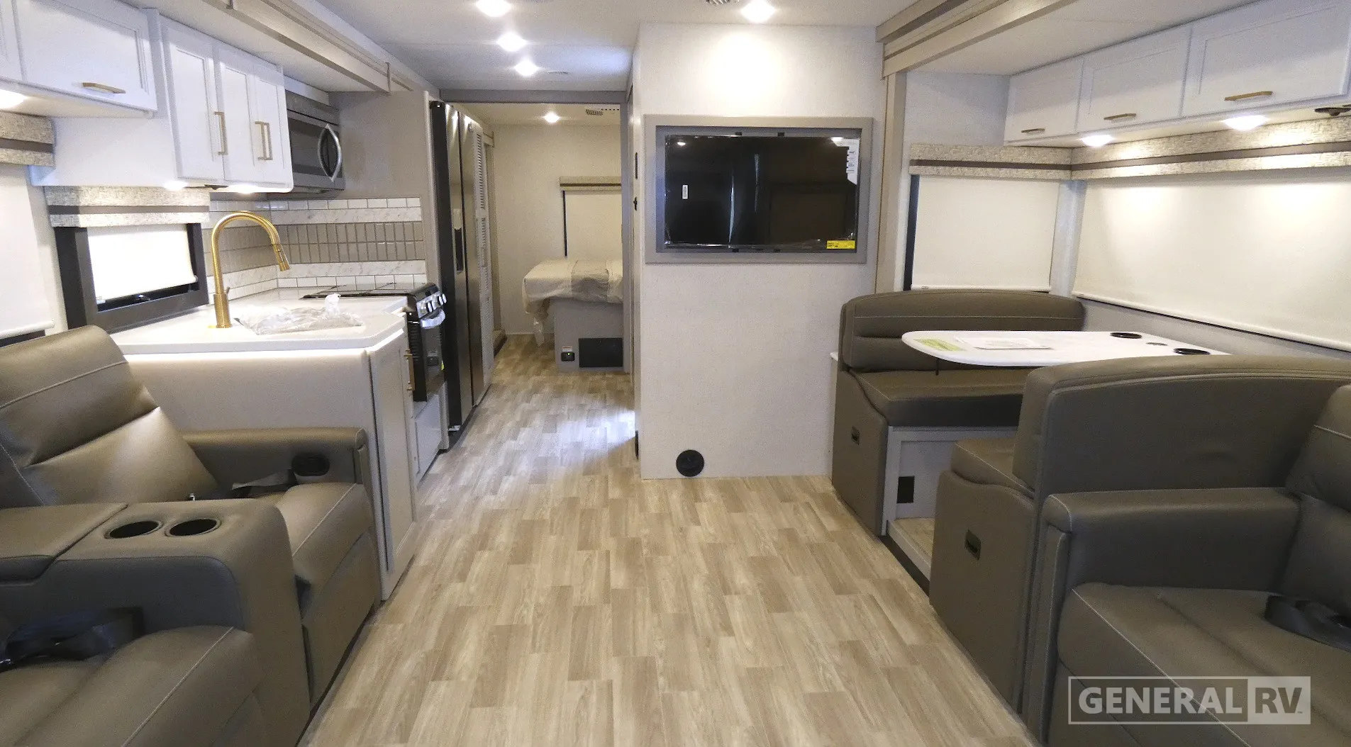 2026 Thor Motor Coach Windsport 35R - Photo 3