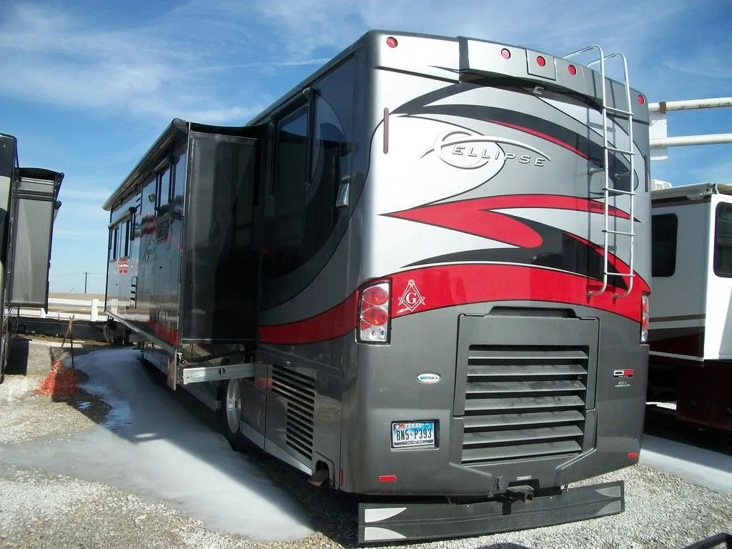 2010 Winnebago Ellipse 40CD - Photo 4