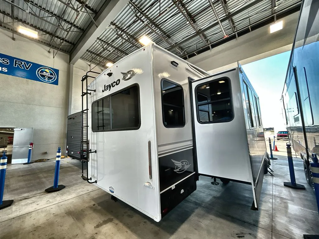 2026 Jayco Eagle HT 30CRT - Photo 3