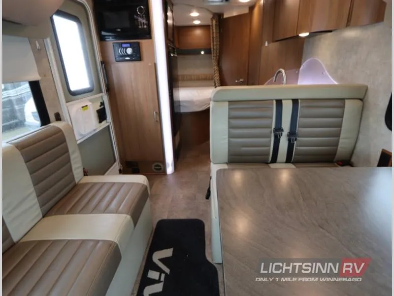 2015 Itasca Viva 23L - Photo 4