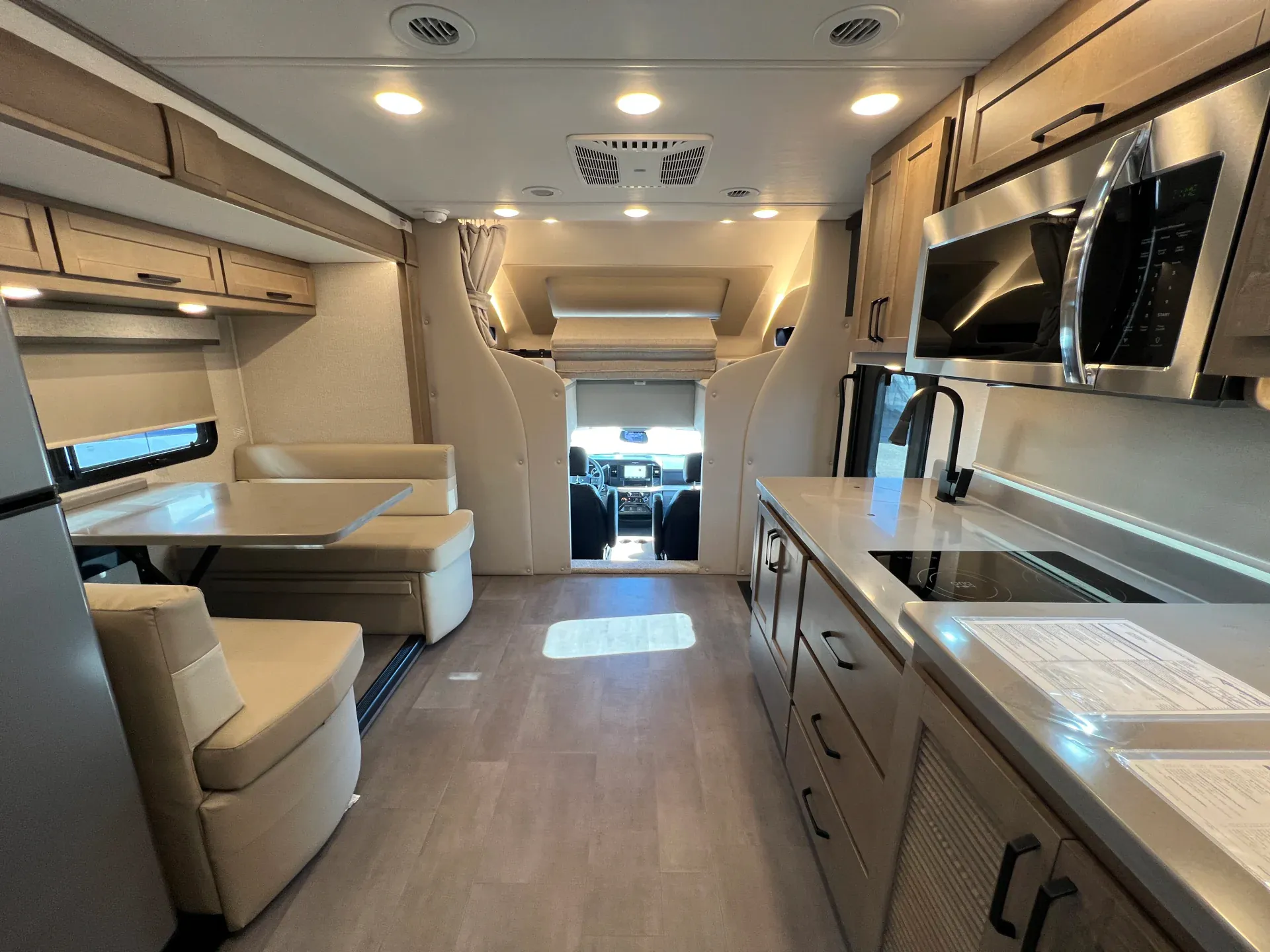 2026 Renegade RV Veracruz 32VRS - Photo 4