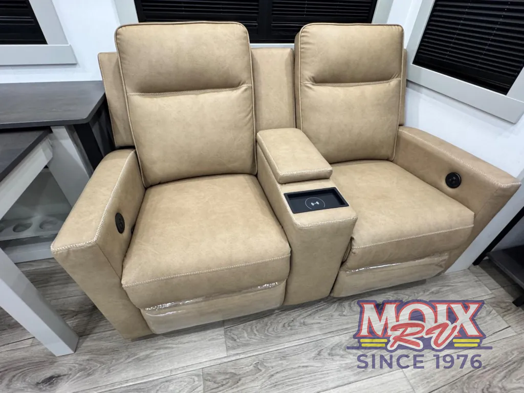 2026 Brinkley Model Z 3600, Photos photo 32