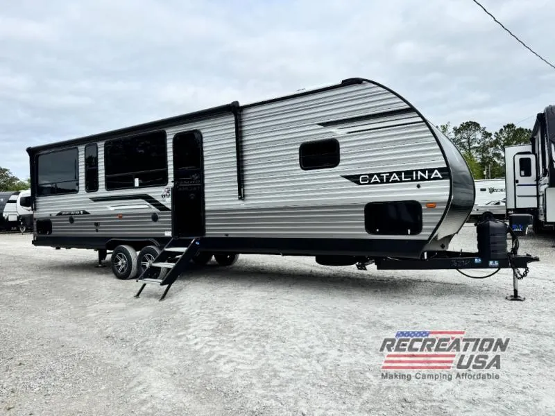 2026 Coachmen RV Catalina Legacy Edition 283RNR - Main photo