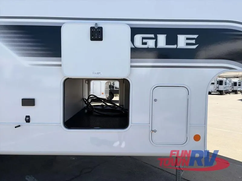 2026 Jayco Eagle SLE 30RLT - Photo 3