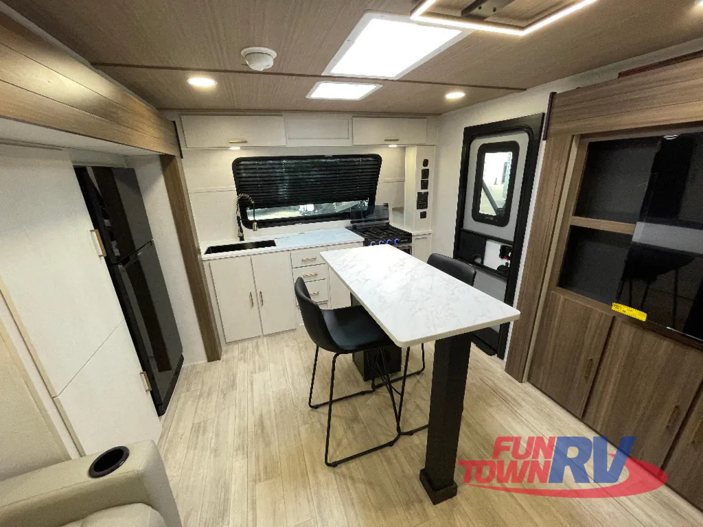 2026 Forest River Vibe Extreme Lite 2500FIK, Photos photo 19
