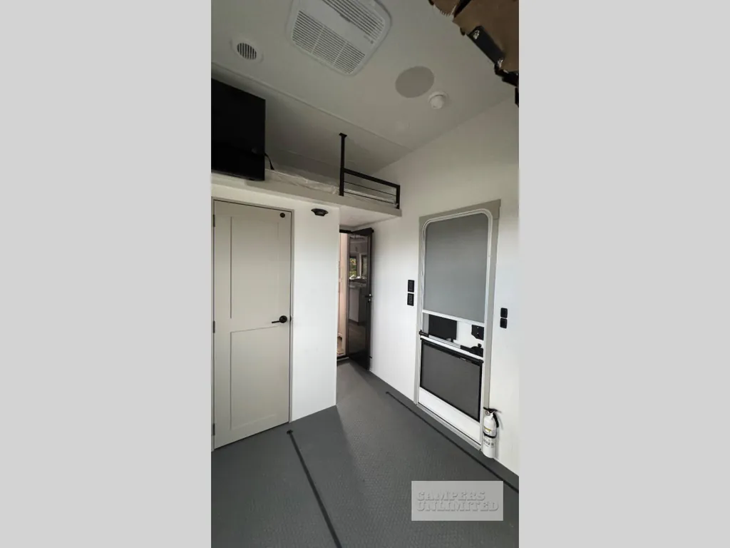 2026 Brinkley Model G 3970, Photos photo 20