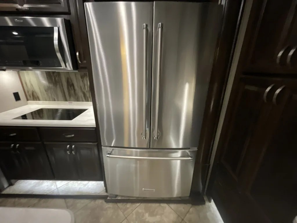 2017 Forest River Riverstone 38RE, Photos photo 8