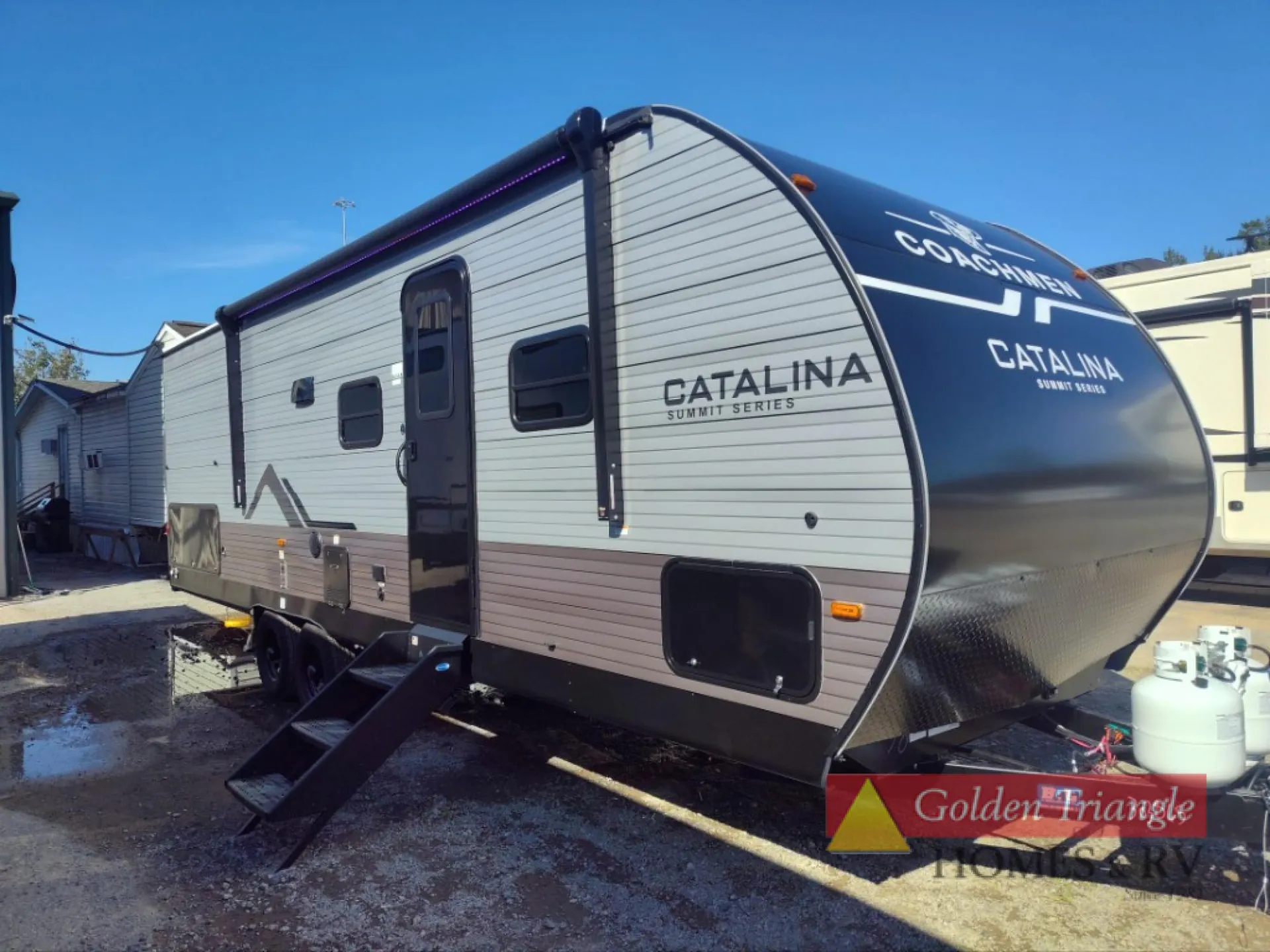 2027 Coachmen Catalina Summit Series 8 261BHS