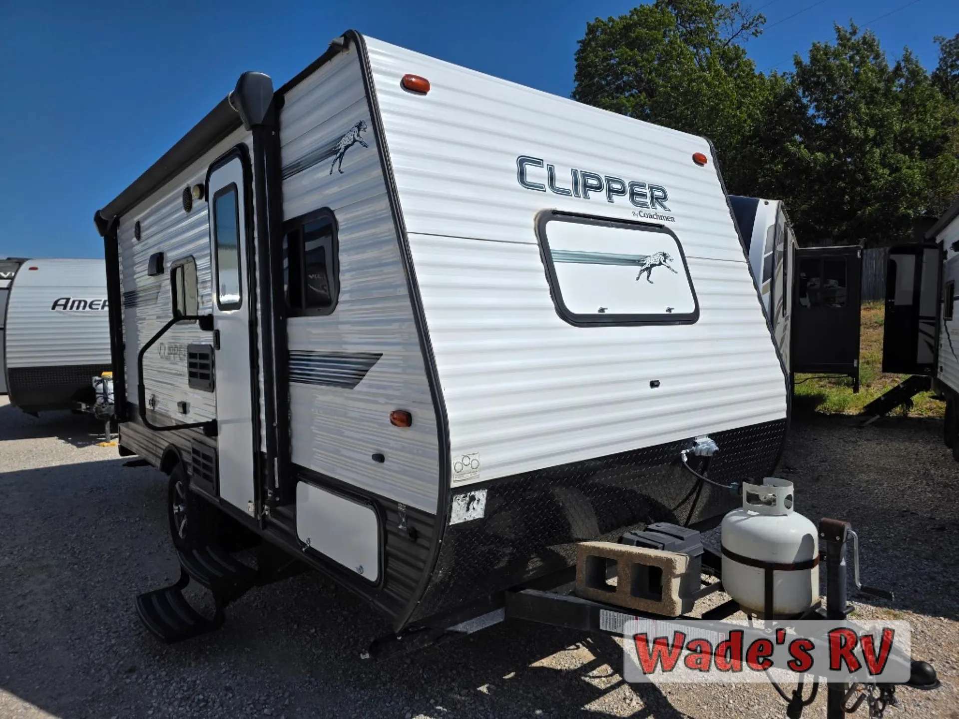 2019 Coachmen Clipper Ultra-Lite 17BH - Photo 2
