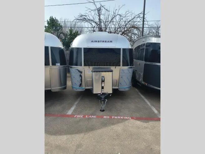 2026 Airstream Flying Cloud 25FB Twin - Photo 3