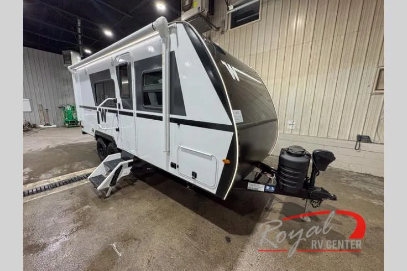 2026 Winnebago Micro Minnie 2108TB - Photo 2