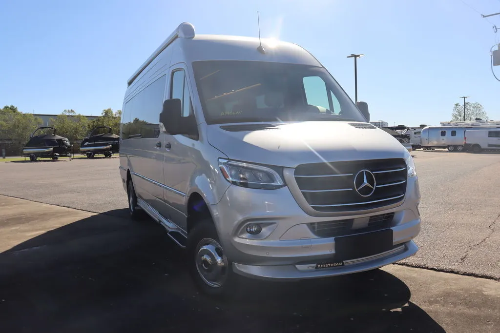 2025 Airstream INTERSTATE AWD GL - Main photo