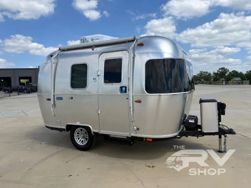 2026 Airstream Bambi 16RB - Photo 2