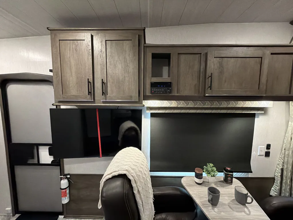 2022 Forest River Stealth FQ2413G, Photos photo 15