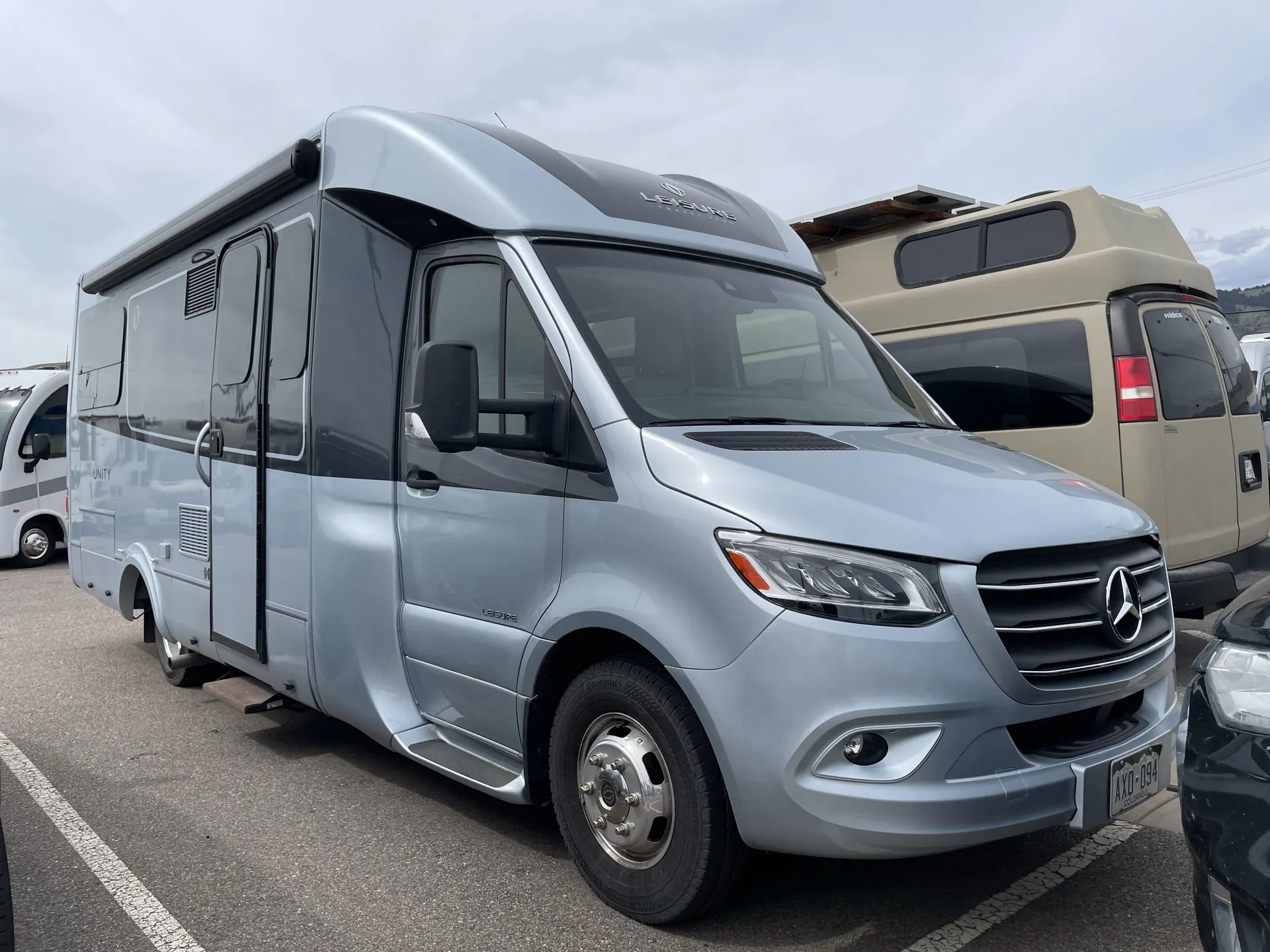 2022 Leisure Travel Unity U24RL - Photo 2