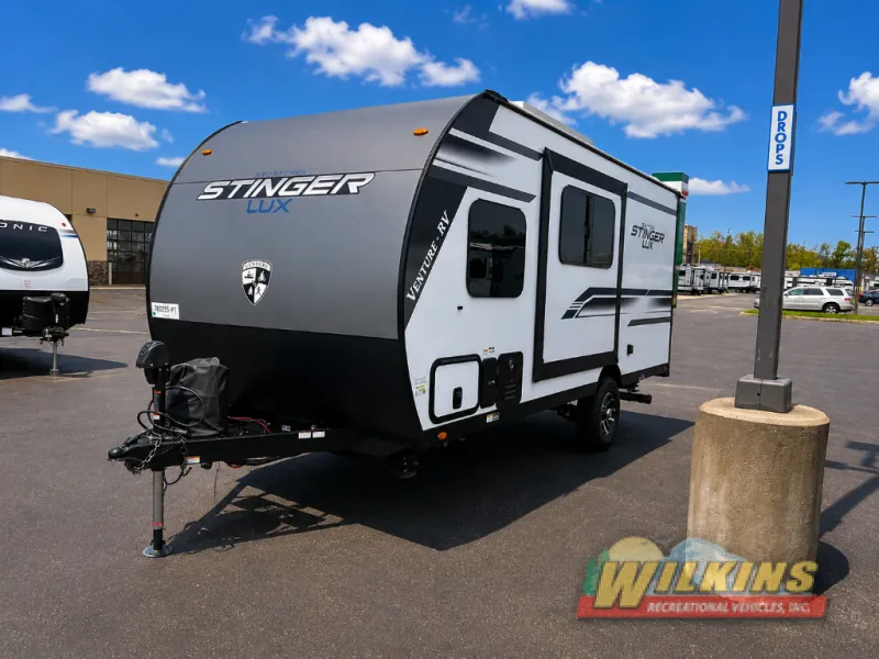 2026 Venture RV SportTrek Stinger Lite 161VUD - Photo 3