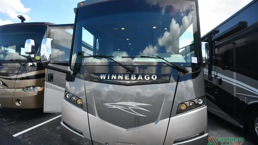 2014 Winnebago Journey 36m - Photo 2
