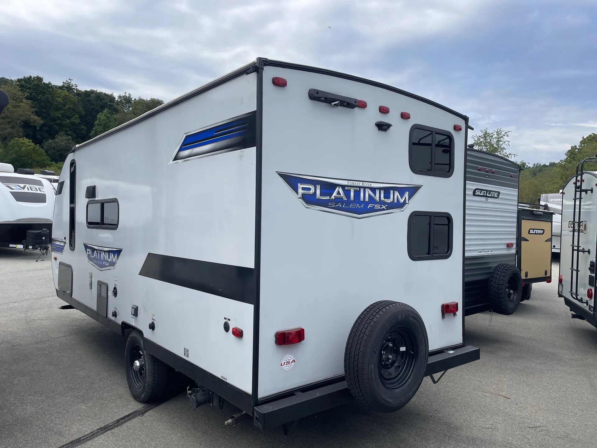 2023 Forest River Salem FSX 179DBK — backside
