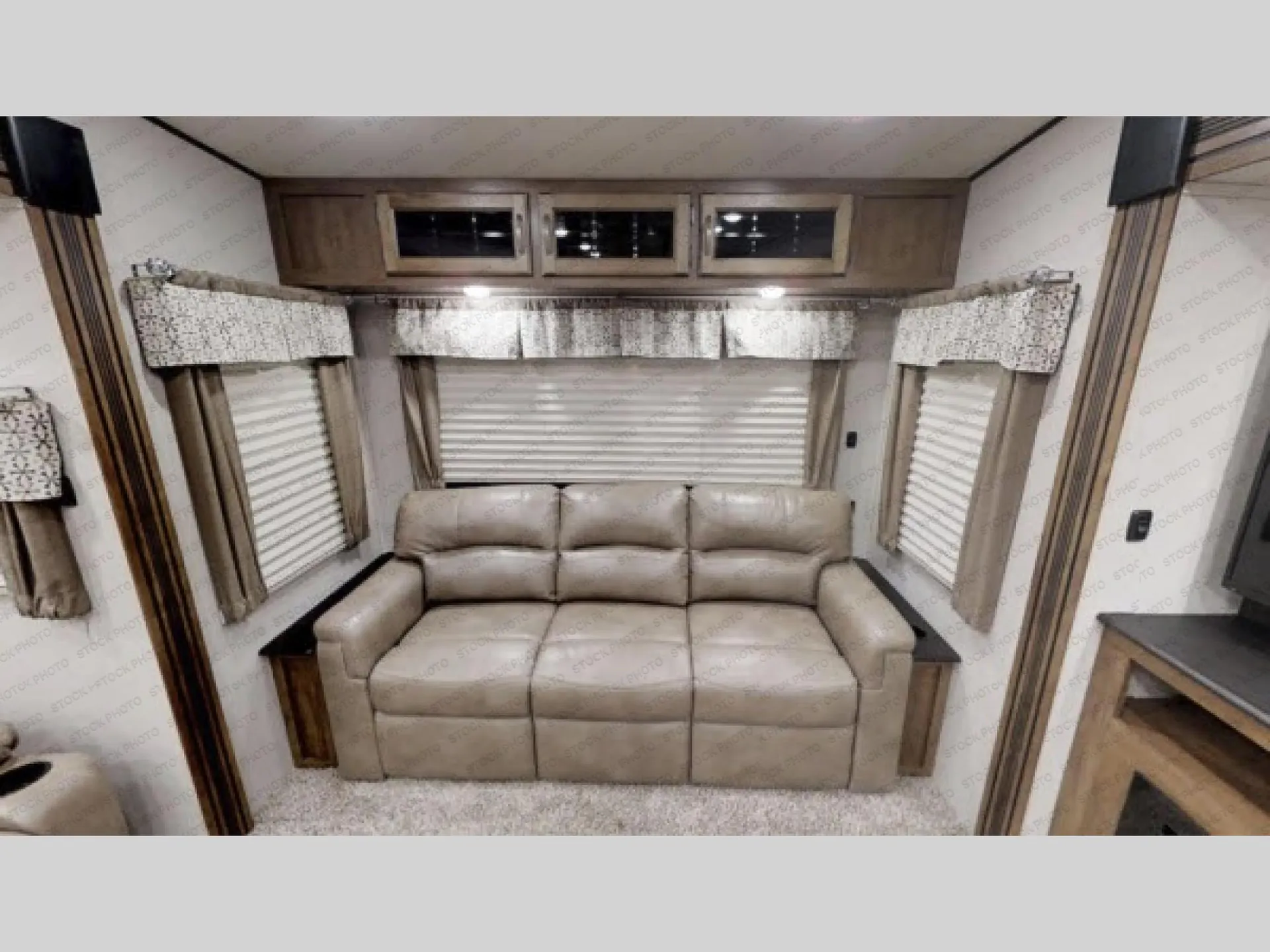 2018 Coachmen Chaparral Lite 30RLS - Photo 4