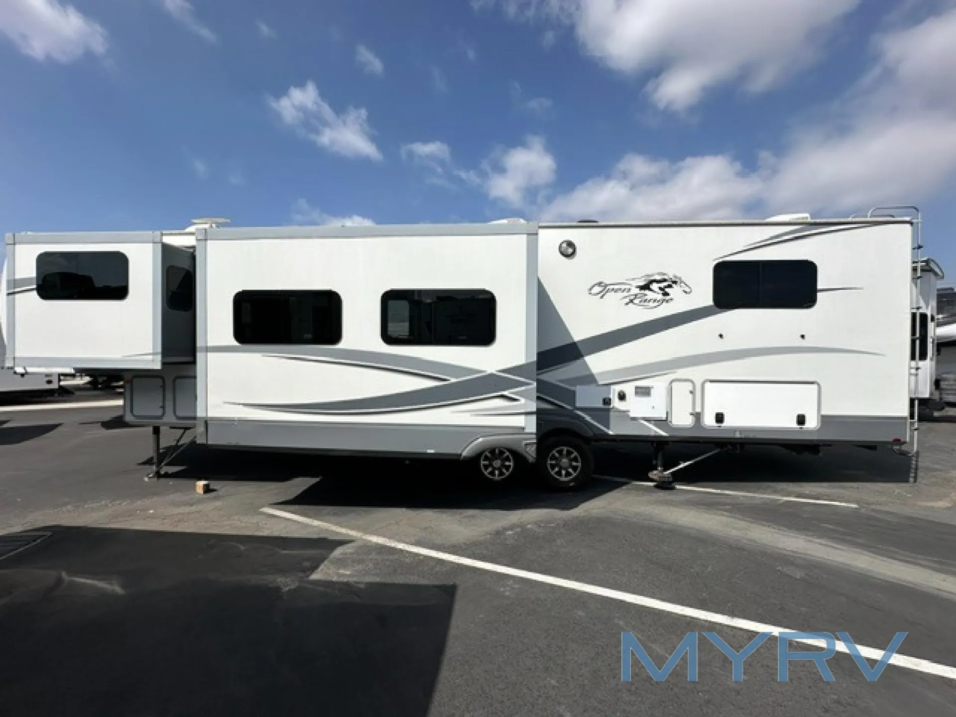 2020 Highland Ridge Open Range 376FBH - Photo 4