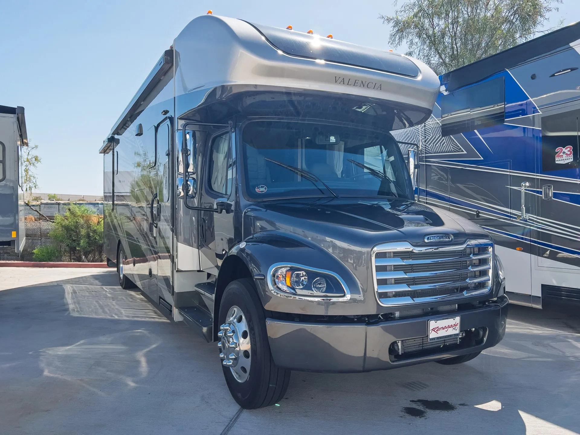 2026 Renegade RV Valencia 36SB - Photo 2