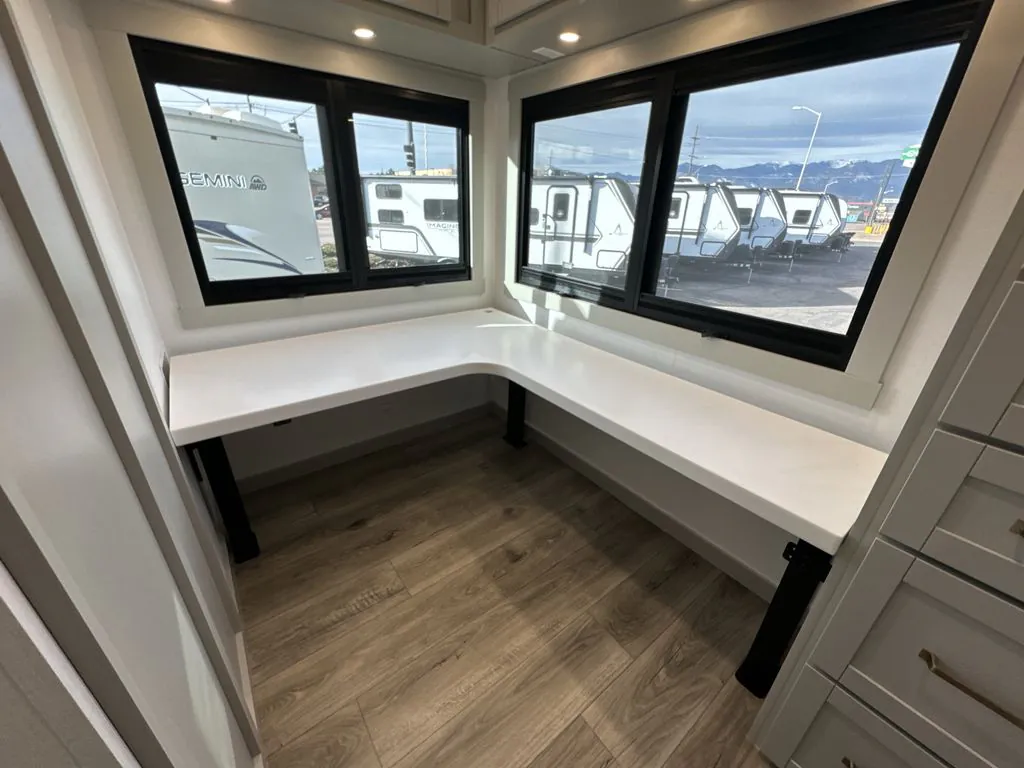 2026 Brinkley Model Z 3515, Photos photo 15