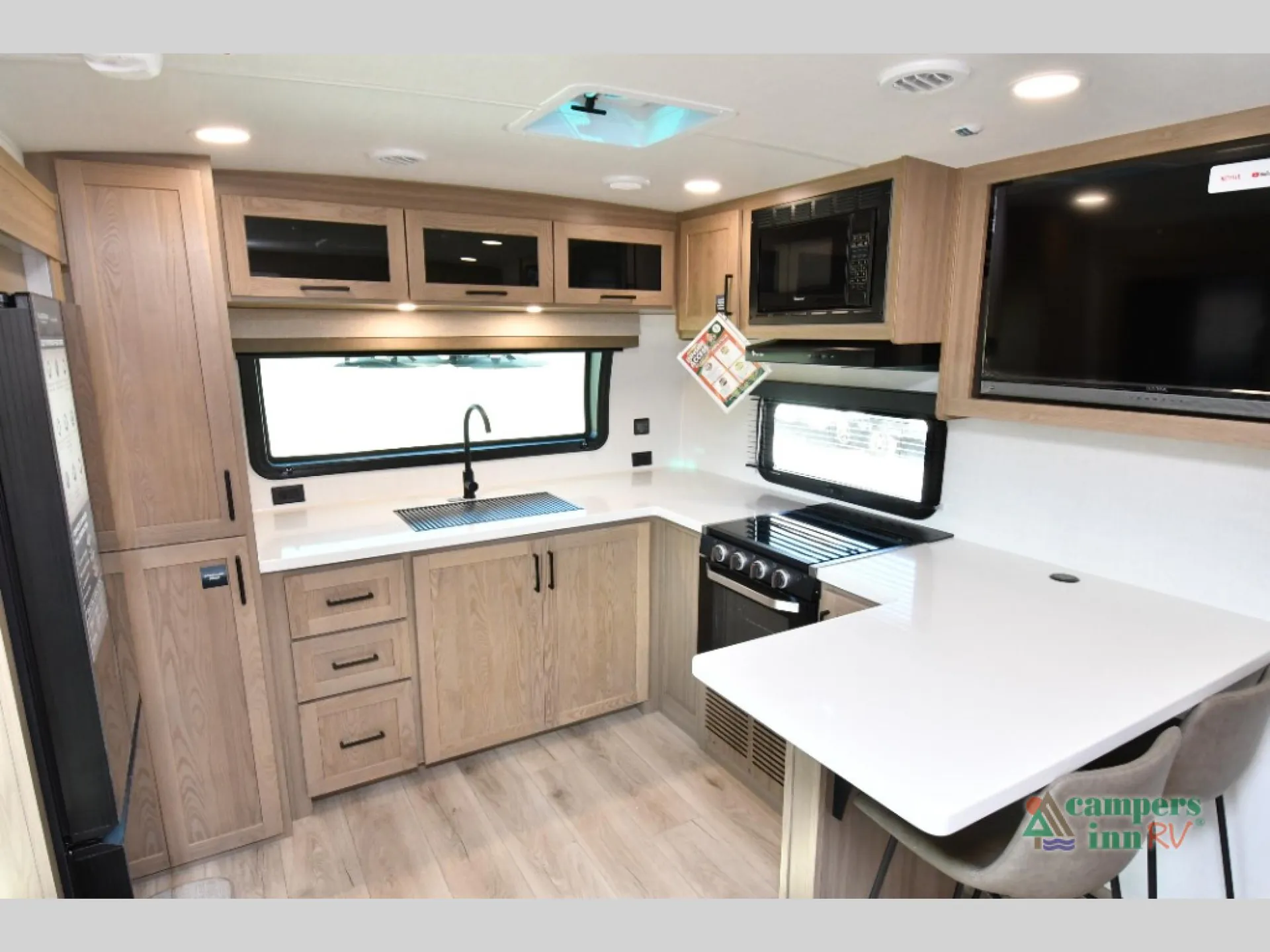 2027 Forest River Flagstaff Micro Lite 25MBR — Photo 7