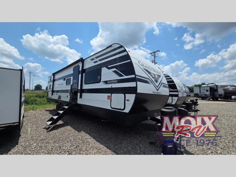 2027 Grand Design Transcend 335BHT - Photo 2